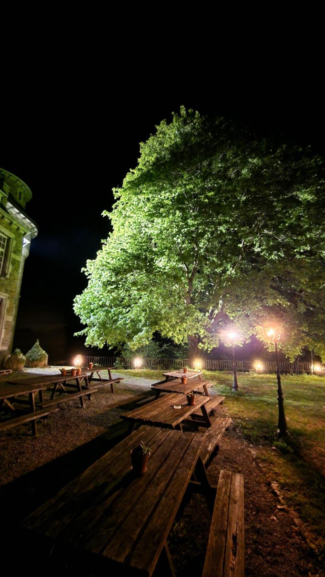 Villa Le Petit Chateau De Blier Érezée Exterior foto
